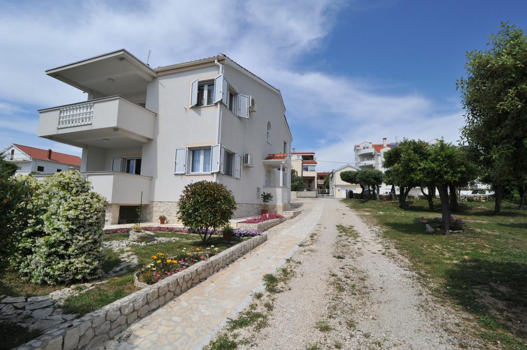 Villa Luna With Seaview ペトルチャネ エクステリア 写真
