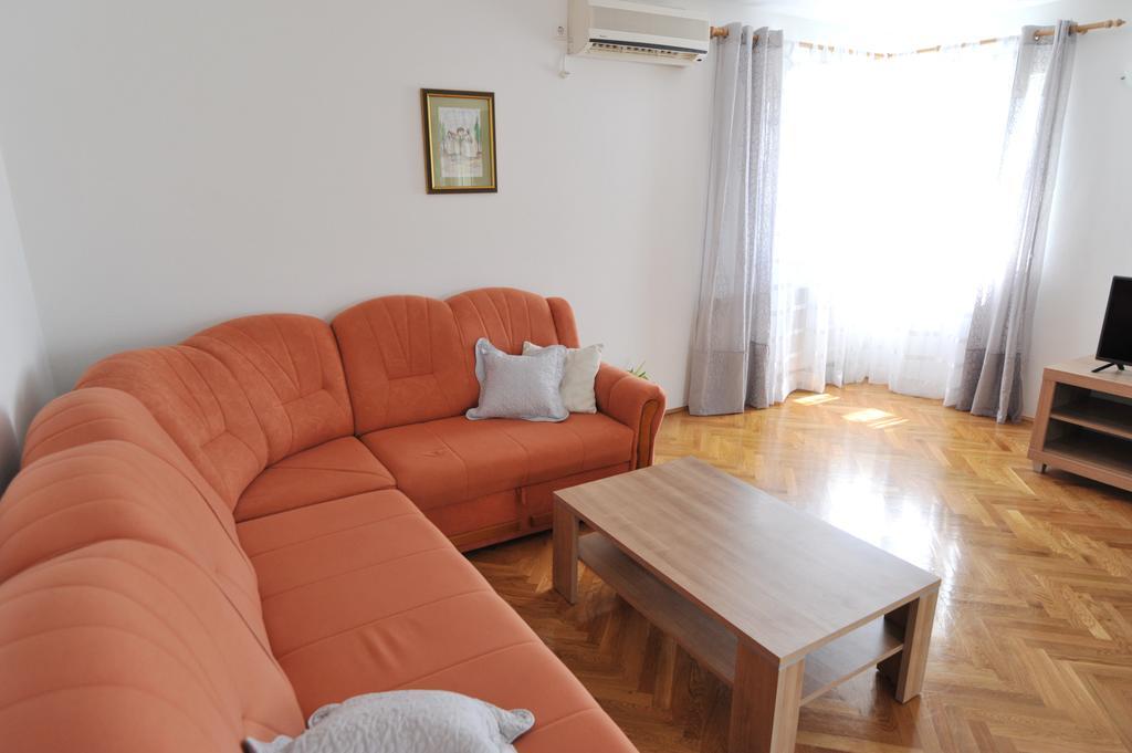 Villa Luna With Seaview ペトルチャネ エクステリア 写真